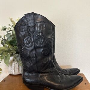 Vintage Nine West Western
Cowboy Boots Ladies Size 10